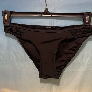 NWOT BIKINI BOTTOM BY REVAMPED SZ LG